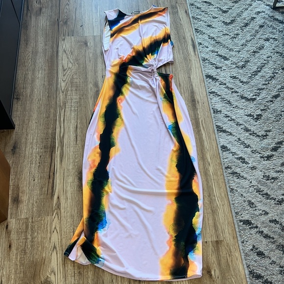 Zara Watercolor Print Cutout Dress (EUC) - Picture 4 of 10